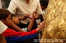 web_PICT0163 * ゴールデンロックに金箔を貼る少年













[PR] 看護師 求人

